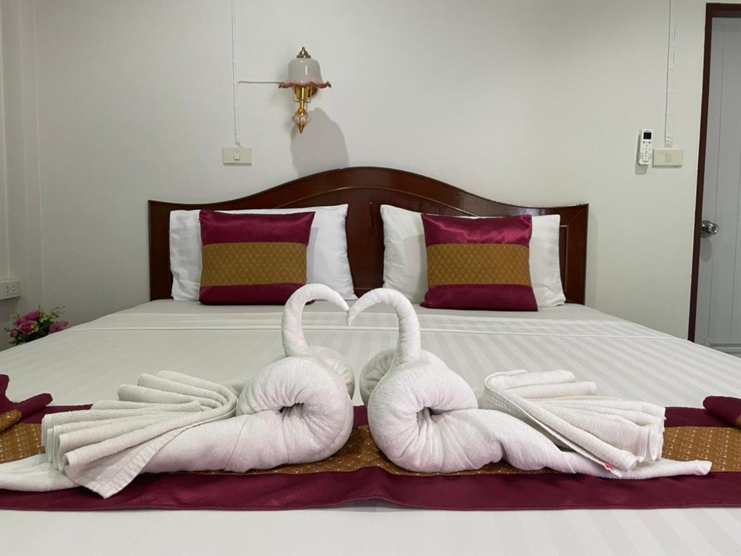 Lanta Arrow House Hotel Ko Lanta Екстериор снимка